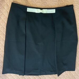 TAHARI skirt
